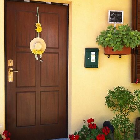 B&B Il Portico Del Conte Bosisio Parini Exterior photo